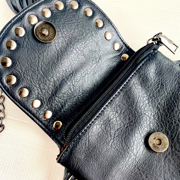 Kala Fringe Crossbody - Picture 5 of 10